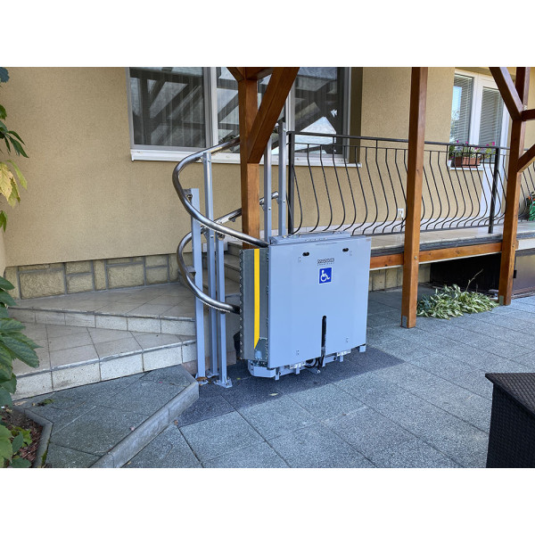 Inclined Platform Lift CPM 300-2